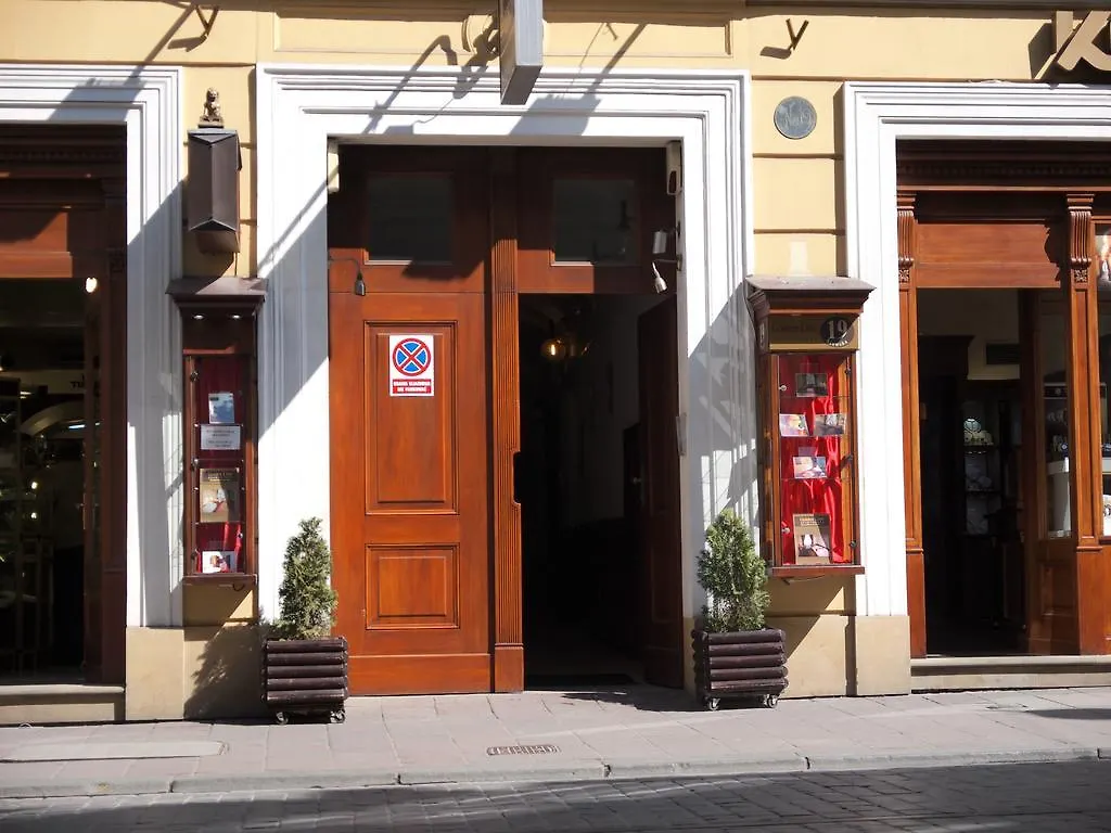 Golden Lion Guest Rooms Szewska 19 Cracovia Apartahotel