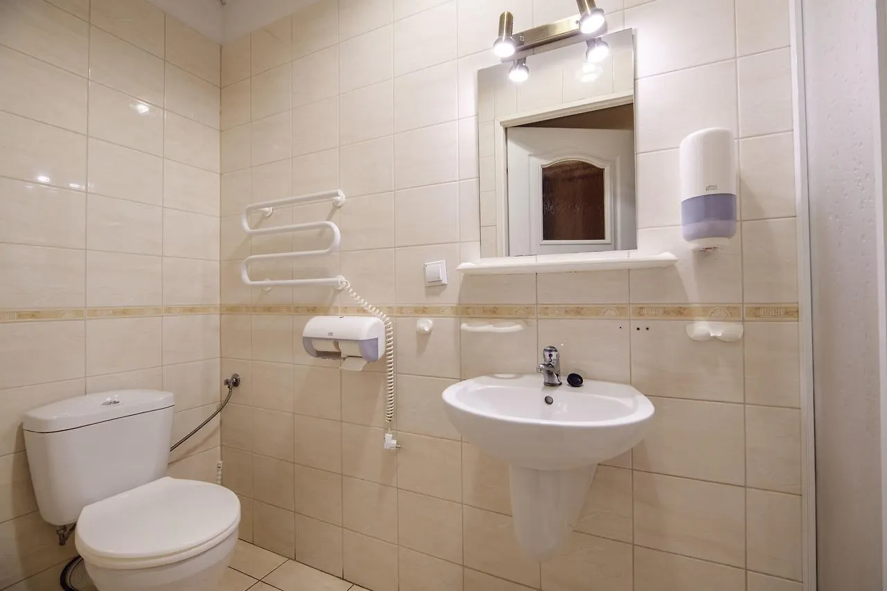 Golden Lion Guest Rooms Szewska 19 Cracovia Apartahotel
